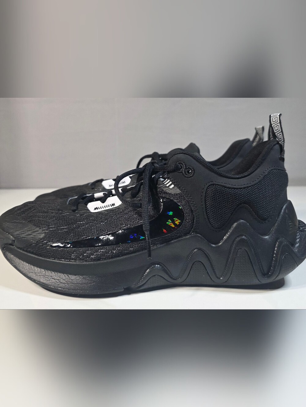 Nike Giannis Immortality 2 "Black Holographic Swoosh" Men Size 10